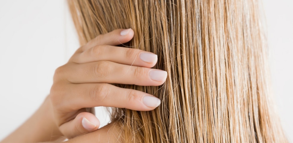 Haare ausfetten lassen: Was ist dran an diesem Trend?