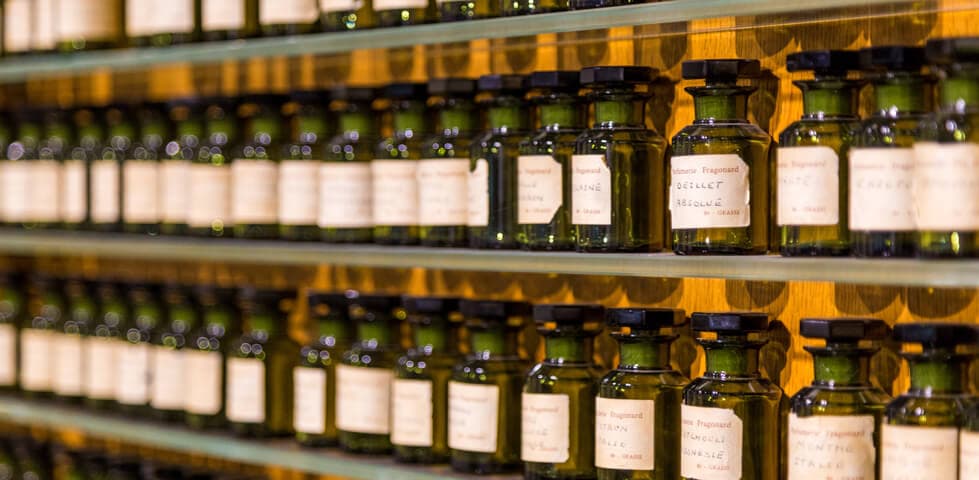 Parfum-Herstellung: So entsteht dein Lieblingsduft